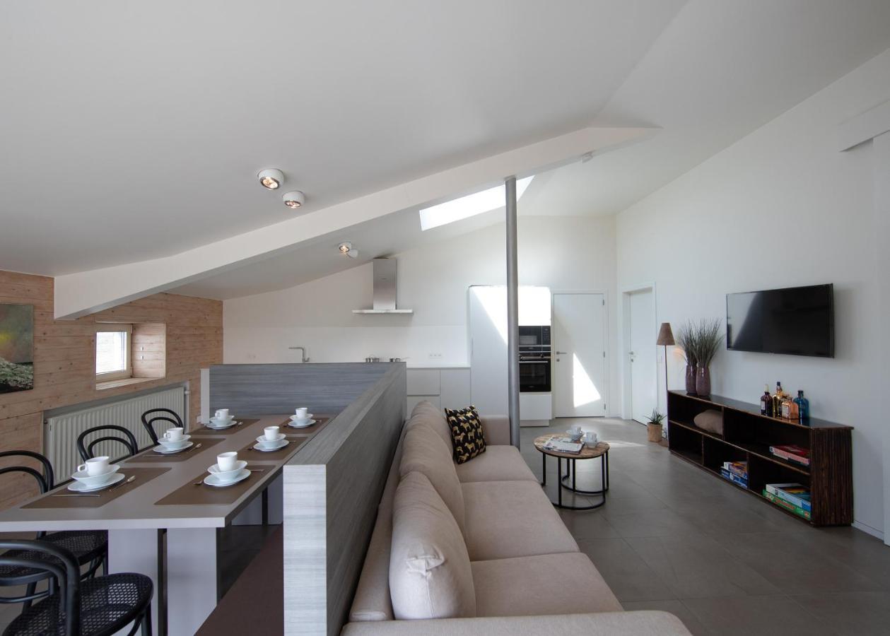 Landelijk Vakantiehuis In Diksmuide Met Een Tuin En Vijver Ngoại thất bức ảnh
